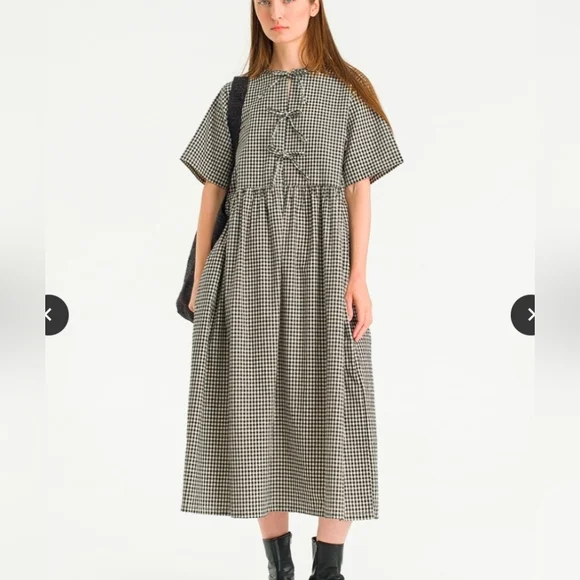 Sadie Ribbon Back Dress, Black - Picture 1 of 3